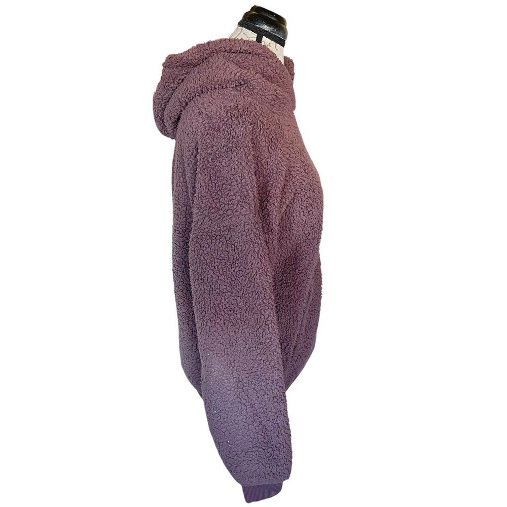 American Eagle Women’s Hoodie Fuzzy Sweater Pullover Sz XS Cozy Winter Skiing - Picture 4 of 16